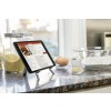 Twelve South Compass 2 for iPad in de keuken